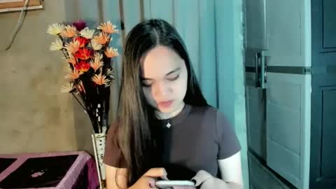 hilarymolly online show from 02.24.26