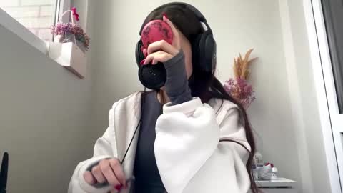 Snapshot of hildredmabray chatting on 10.15.25 Hi Im Elizabeth online show from 10.15.25