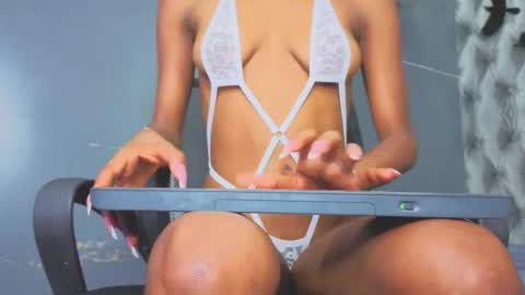  Hillary  online show from 10.25.25