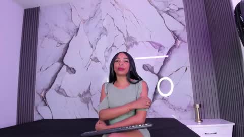 Hillarytonsonx online show from 09.10.25