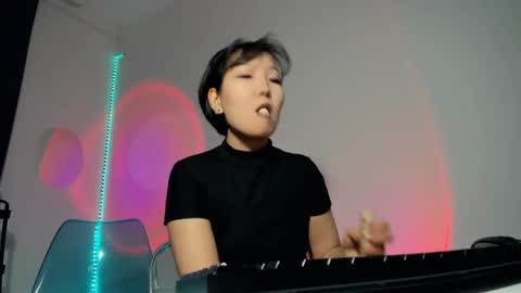 Call me Jenny online show from 01.05.25