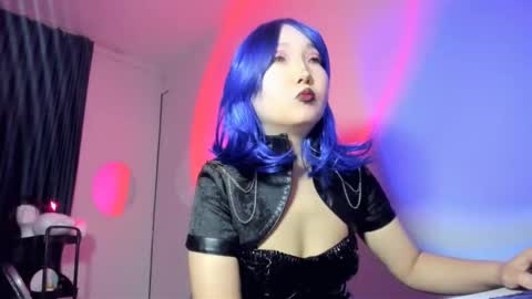 Call me Jenny online show from 01.14.25