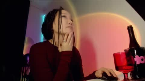 Call me Jenny online show from 02.18.25