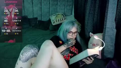 Inori Independent model online show from 05.10.26