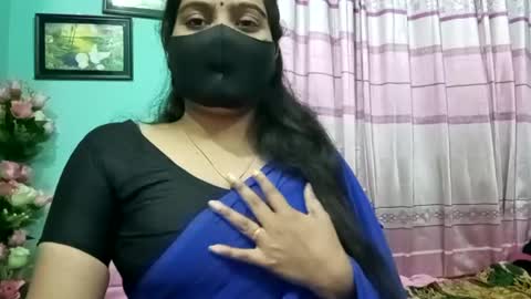 Snapshot of himuhimu22 chatting on 01.12.25 himuhimu22 online show from 01.12.25