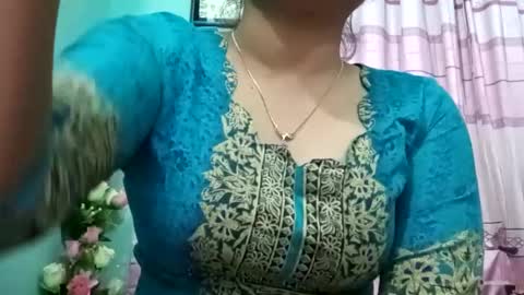 Snapshot of himuhimu22 chatting on 01.14.25 himuhimu22 online show from 01.14.25