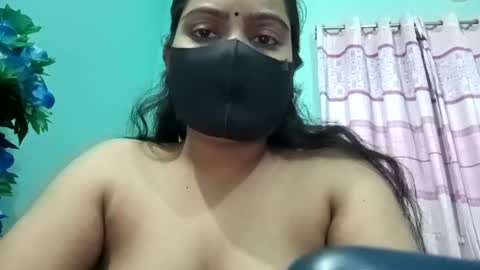 Snapshot of himuhimu22 chatting on 01.18.25 himuhimu22 online show from 01.18.25