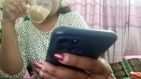 Snapshot of himuhimu22 chatting on 02.02.25 himuhimu22 online show from 02.02.25