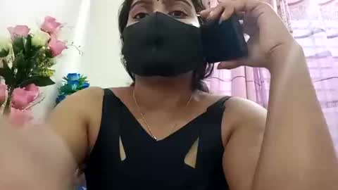 Snapshot of himuhimu22 chatting on 02.13.25 himuhimu22 online show from 02.13.25