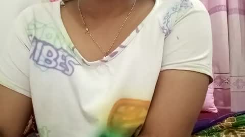 Snapshot of himuhimu22 chatting on 02.25.25 himuhimu22 online show from 02.25.25