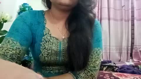 Snapshot of himuhimu22 chatting on 03.05.25 himuhimu22 online show from 03.05.25