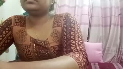 Snapshot of himuhimu22 chatting on 03.06.25 himuhimu22 online show from 03.06.25