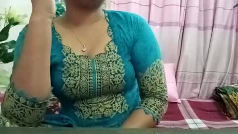 Snapshot of himuhimu22 chatting on 03.09.25 himuhimu22 online show from 03.09.25