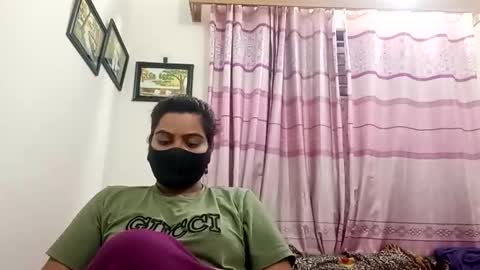 Snapshot of himuhimu22 chatting on 10.09.25 himuhimu22 online show from 10.09.25