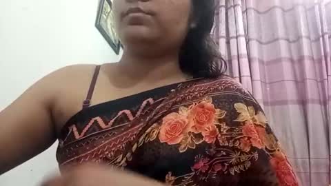 Snapshot of himuhimu22 chatting on 10.22.25 himuhimu22 online show from 10.22.25