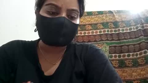 Snapshot of himuhimu22 chatting on 10.26.25 himuhimu22 online show from 10.26.25