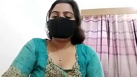 himuhimu22 online show from 11.26.25