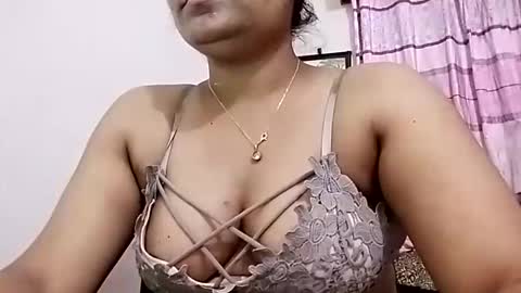 himuhimu22 online show from 04.03.26