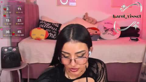  Karol  Independent Model online show from 11.30.25