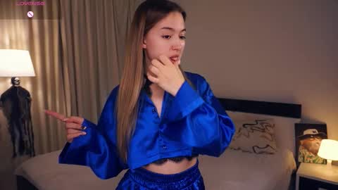 Leya Day Mary Night   PvT Open online show from 11.04.25