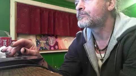 hippiedad333 online show from 03.03.26