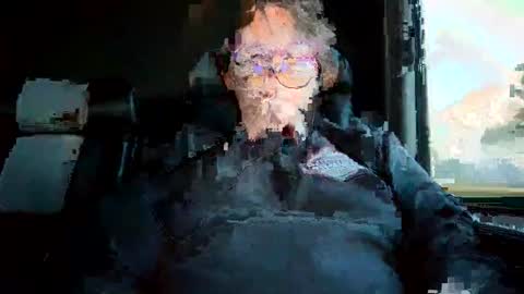 Snapshot of hippihope420 chatting on 03.09.25 Bella online show from 03.09.25