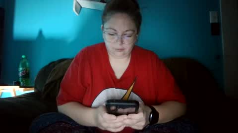 Snapshot of hippihope420 chatting on 09.20.25 Bella online show from 09.20.25