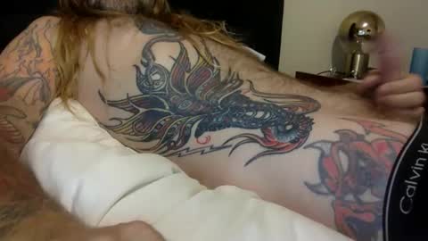 Snapshot of hippybiker chatting on 10.29.25 hippybiker online show from 10.29.25