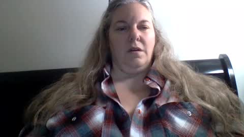 hippysnewhere online show from 07.17.26