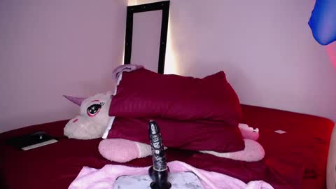 Snapshot of hipshannah chatting on 01.26.25 H A N N A H online show from 01.26.25