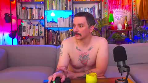 HipsterTrash Clark one half of Task Manager online show from 07.25.26