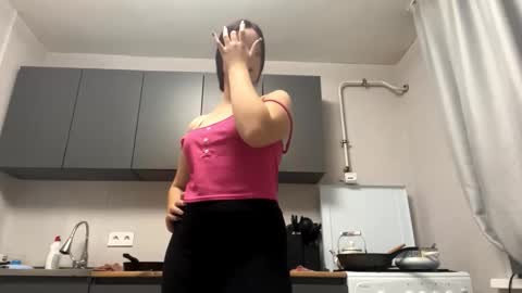 Viola online show from 10.22.25