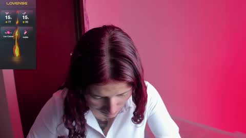 Snapshot of hitomi_arata chatting on 03.08.25 Hitomi Arata online show from 03.08.25