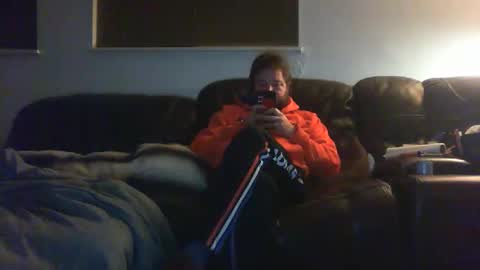 Snapshot of hobbes80 chatting on 01.01.25 hobbes80 online show from 01.01.25