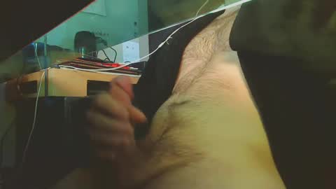 Snapshot of hockeybrad92 chatting on 02.22.25 Hairy Hockey Player 92 online show from 02.22.25