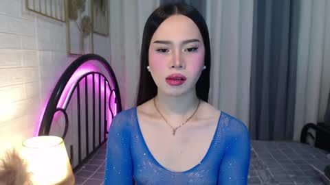 hoelymolly online show from 07.09.26