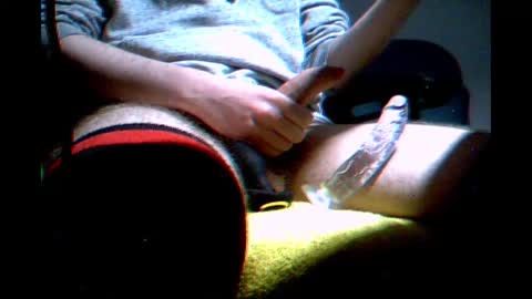 Snapshot of hoenlyfanstime chatting on 01.14.26 HoenlyaFemboy online show from 01.14.26