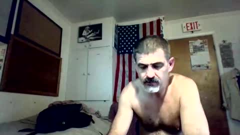 Snapshot of hoglegg99384194 chatting on 09.28.25 hoglegg99384194 online show from 09.28.25