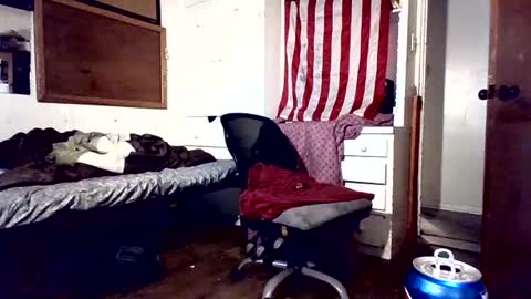 Snapshot of hoglegg99384194 chatting on 10.12.25 hoglegg99384194 online show from 10.12.25