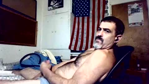 Snapshot of hoglegg99384194 chatting on 10.14.25 hoglegg99384194 online show from 10.14.25