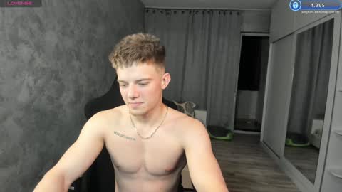 Snapshot of hogrider192 chatting on 12.04.24 Victor online show from 12.04.24