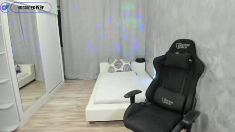 Snapshot of hogrider192 chatting on 01.27.25 Victor online show from 01.27.25