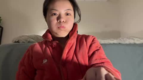 Snapshot of hola_sunflower chatting on 01.12.26 amy online show from 01.12.26