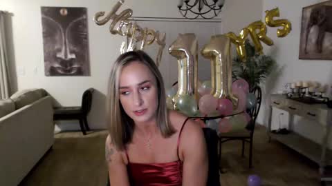 Snapshot of holihurricane chatting on 02.18.25 Holi Hurricane online show from 02.18.25