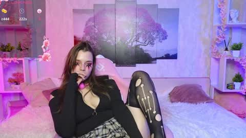 Lux online show from 12.05.24