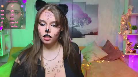 Lux online show from 03.06.25