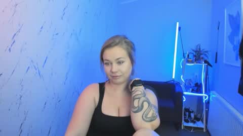 Holly online show from 10.13.25