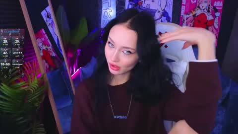 Snapshot of holly_berryy_ chatting on 09.14.25 holly_berryy_ online show from 09.14.25