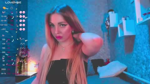 holly_molly8 online show from 12.27.24