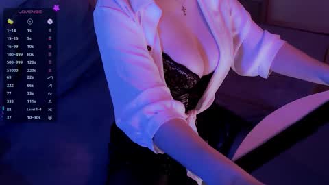 Molly online show from 09.19.25